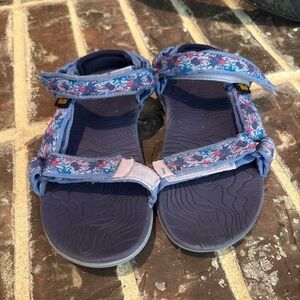 Teva Universal Sport Water Shoe Sandal Girls Size 2 Pink & Purple Outdoor Hiking